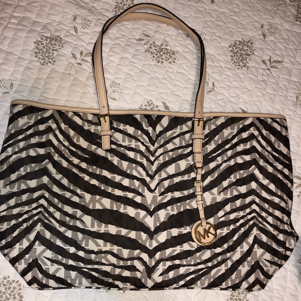 Genuine Michael Kors Zebra Print JetSet Large Tote
